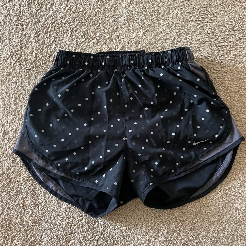 Nike polka dot shorts!